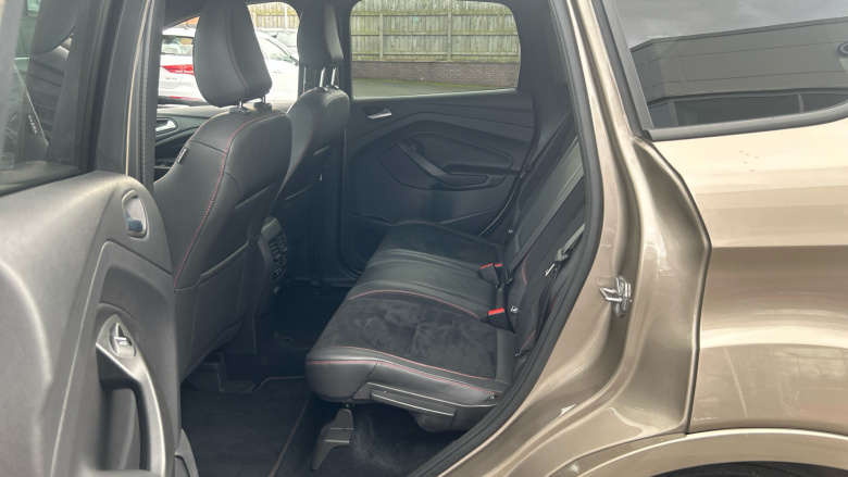 Ford Kuga 2.0 TDCi ST-Line 5dr 2WD Diesel Estate